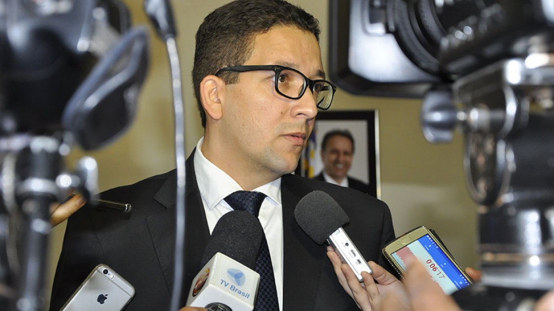 Tocantins paga data-base prometida a funcionários